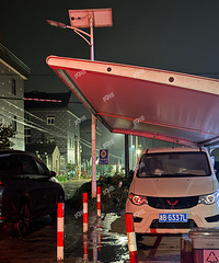 ����㻹����ȥ��ͣ�ڿյ�ƿ�������� ���ں��˰���׮���ˡ�