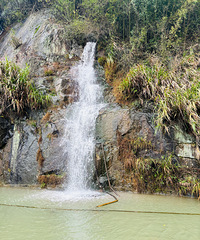 ����Ŵ塢ǧ���������ʯ��...����ͽ����شɽ