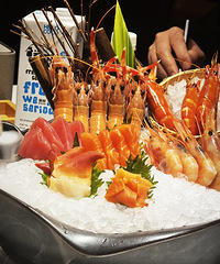 ��������˾�300���ҵ�����������ÿ���˶�������