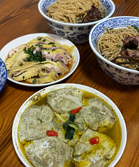 ���˿��˺ö����������ݣ�����һ�㶼���������óԣ�