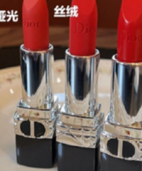 ����Ů���ĵ�һ���ں죺�ϰ�999��