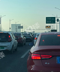 2025�����׶£�Ԫ��������һ��͡�