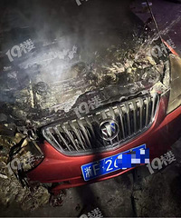 ���ţ���������˳��ӱ����ˣ�