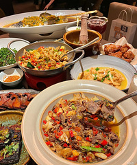 �Ϻ�����ļҵ���óԣ����������� ÿ���˶������ף�