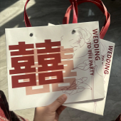 ��Ư���İ��������