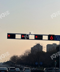 �����ܲ��ܽ��һ�������ĺ��̵ƣ�