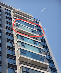 ����ĳС��13¥�߲�����Ա���¥�����˱��������ҵ��ˣ�