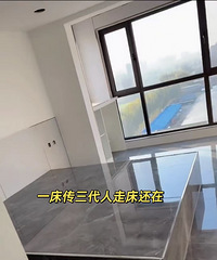 这...是什么新风格?瓷砖上墙做床单...