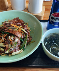 ���ǳԸ����涼ϲ����ʲô��ͷ������ϲ�����κ�������