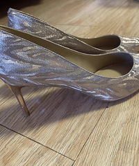 ����ʽ�Կɴ���Ļ�Ь!�����º͵ƹ��¶�����������ģ����Ը߼�