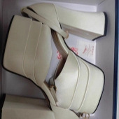 С�������￴������