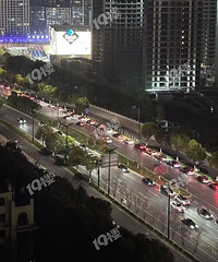 ����ɽķ��ҵ�����������������ų����������ſ��ּ������ˣ�