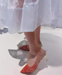 �þ��޵Ļ�Ь�����ȹ�ӳ��ÿ���ǿ���Ƽ�