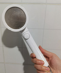 有没有好用的莲蓬头?水大点,但别打得疼...