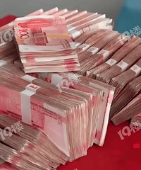 ����һ70�����˰����Ǩ����˶�Ů ����ס����Ժȴ��������