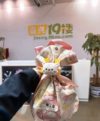 曼曼红娘又出息了!!收到了会员家添萌宝的喜糖!