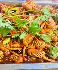 ���ǳ��Ͻ���ĵ�һ��С��Ϻ�������ڸ�ͷ������... ���ӣ�