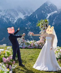 ����ѩɽ�ϵĻ���̫��������