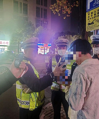 ���˽����ϲ�Ƽݣ���һ���ع�����ˣ�������ʶ����