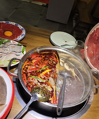 一个月吃4次!建议严查嘉兴这家火锅店!鸭血巨好吃!