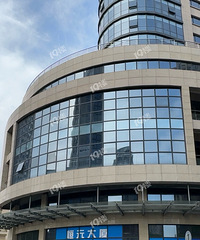 �������ض������β¥���ڶ����ˣ�����˫���������ˣ�