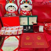 �����ױ����