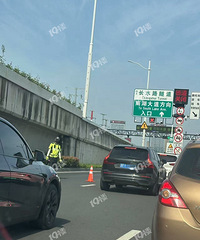 �����ϲ��ý��ˣ�����·��ˮ·�ѵ��ڷ��ˣ���������ײ������