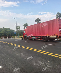 �ڶ�ͷ·Υͣ����ҹ�Է��������ѣ������ǽ�𱻾ٱ��˰ɣ�