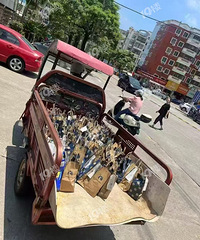 �������Һö��ұ����ˣ����������˵�ƿ�����ֳ��Ϳ��ȡ�