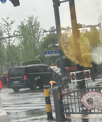 ����������ʮ��·�ڷ���С����·����ˮ���ҳ���һ�㶼���ܰ���