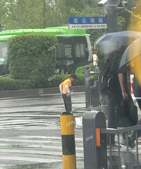 ��Σ�գ�С��·����ˮ������ȫ�ǳ����ҳ������ܹ���