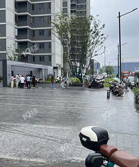 ��������� Ǯû�õ��������Ǽ�ɷ����˵�ǰ�ͷ����Ǯ��·�ˡ�