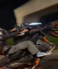 ը����ͷ������Ƶ��ҫ���������š�