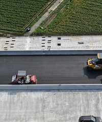 ���ο���·���½�չ���ˣ�