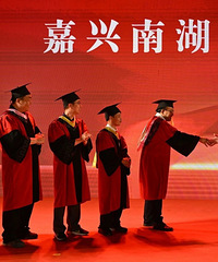 Ц�д��ᣡ���˸�У��ҵ�����������ˣ�