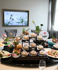 �˺ӾƵ�ɻ��磡�۸���ڸ���˫�����ܣ�