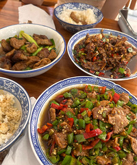 在景德镇吃糯叽叽香辣鸡爪 在巷子里找一家小炒店都能干两碗饭