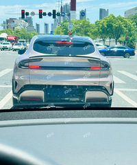 �����Ѿ����˿���С��Yu7�ˣ����ڽ�ͷż����һ����