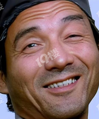 “济公”扮演者游本昌老师入党了!