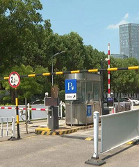 ��������Ƭ����ͣ���������׮����ˢ�£�