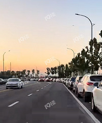 ���θϺ�����Ļ��ˣ�һ��·��ͣ���˳��� һ����ȥ��̲��ȫ����