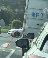 ž��һ�£�����Ϊɶ�� ԭ����ǰ�泵�������ʵ������ˣ�