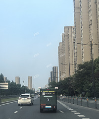 ·��Ems�����˼�ʻС�� ���������ƵĻ����ɰ����֡�