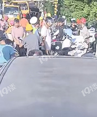 �����������ֶ��ˣ����о�ȫ����ĵ�ƿ������������...