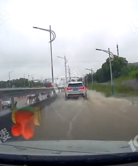 ����ˮ�����ϴ������������µĺ�����ˮ���أ�