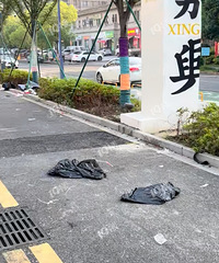 ������ҹ̯����֮��һ����Ϳ��·�Ϻö�����...