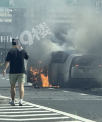 ��F������MEGA��ײ������