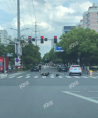 ����Ŀ��һС���ӿ�����ʱ��turboֱ�Ӱ�����Աײ���ˡ�