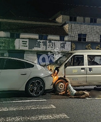 С��SU7�ú��ڵȺ��̵ƣ�������Ƽݵ�׷β��֮���˻����ˡ�