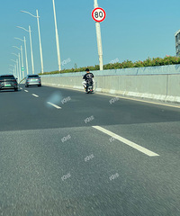 ������9�ŵ綯��80���ϸ߼ܣ���ͷ����������